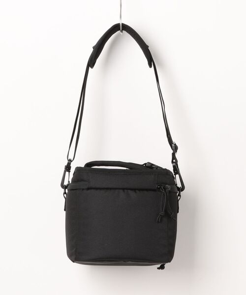 MLB（メジャーリーグベースボール）の「MLB 保冷バッグ1（ショルダーバッグ・レディース・ブラック/ブラック系その他・FREE）」の3枚目の写真