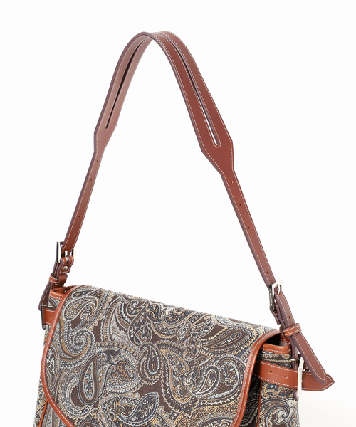 A VACATION（アヴァケーション）の「【A VACATION/ア ヴァケーション】KIKI SLD LAKE：ショルダーバッグ（ショルダーバッグ・レディース・カーキ・FREE）」の7枚目の写真