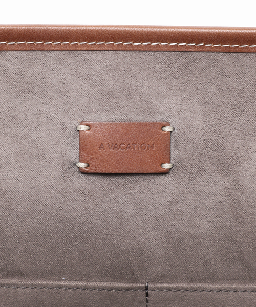 A VACATION（アヴァケーション）の「【A VACATION/ア ヴァケーション】KIKI SLD LAKE：ショルダーバッグ（ショルダーバッグ・レディース・カーキ・FREE）」の13枚目の写真