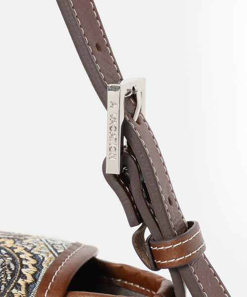 A VACATION（アヴァケーション）の「【A VACATION/ア ヴァケーション】KIKI SLD LAKE：ショルダーバッグ（ショルダーバッグ・レディース・カーキ・FREE）」の15枚目の写真