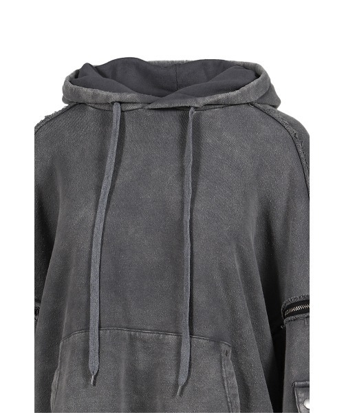 VIVAMUS(ヴィヴァムス)の「SPLIT SWEAT HOODIE(パーカー・レディース・グレー・OS)」の2枚目の写真