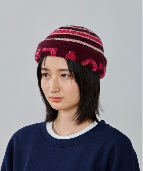 OVERRIDE(オーバーライド)の「OVERRIDE KNIT PUWA LOGO SHORT BEANIE / オーバーライド(ニットキャップ/ビーニー・レディース・ワイン/ブラック/ブルー・57~59cm)」の16枚目の写真