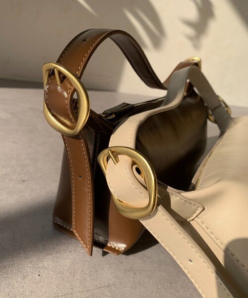 DouDou（ドゥドゥ）の「ワンハンドルバケットバッグ（ショルダーバッグ・レディース・ブラウン/ブラック/アイボリー/イエロー・FREE）」の15枚目の写真