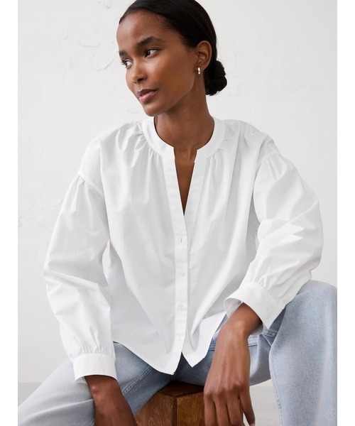 BANANA REPUBLIC FACTORY STORE(バナナリパブリック ファクトリーストア)の「BANANA REPUBLIC FACTORY STORE ポプリン パフスリーブ ボタントップ(シャツ/ブラウス・レディース・ホワイト/カーキ・M/S/L/XS)」の2枚目の写真