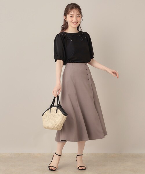 couture brooch（クチュールブローチ）の「【接触冷感・UVカット】シフォンフラワーエンブロドッキングカットソー（Tシャツ/カットソー・レディース・ブラック/グリーン系/ピンク系・36/38/42）」の4枚目の写真