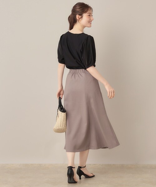 couture brooch（クチュールブローチ）の「【接触冷感・UVカット】シフォンフラワーエンブロドッキングカットソー（Tシャツ/カットソー・レディース・ブラック/グリーン系/ピンク系・36/38/42）」の6枚目の写真