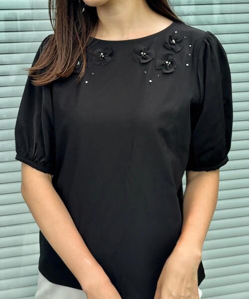 couture brooch（クチュールブローチ）の「【接触冷感・UVカット】シフォンフラワーエンブロドッキングカットソー（Tシャツ/カットソー・レディース・ブラック/グリーン系/ピンク系・36/38/42）」の13枚目の写真