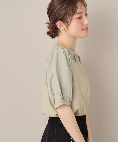 couture brooch（クチュールブローチ）の「【接触冷感・UVカット】シフォンフラワーエンブロドッキングカットソー（Tシャツ/カットソー・レディース・ブラック/グリーン系/ピンク系・36/38/42）」の19枚目の写真