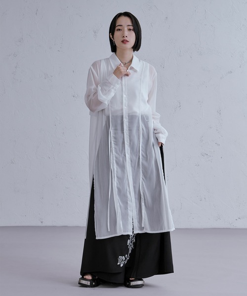 Ellno Loset(エルノロゼット)の「スリットコードロングシアーシャツ(シャツ/ブラウス・メンズ・ブラック/オフホワイト・MEDIUM/SMALL/LARGE)」の20枚目の写真
