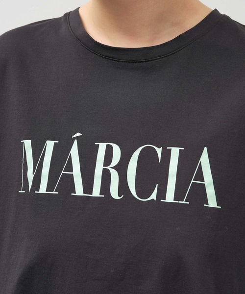 MICA&DEAL(マイカ&ディール)の「"MARCIA"ヘムラウンドロゴプリントTシャツ〈2サイズ展開〉(Tシャツ/カットソー・レディース・オレンジ/スミクロ/ホワイト/レンガ・36/38)」の21枚目の写真