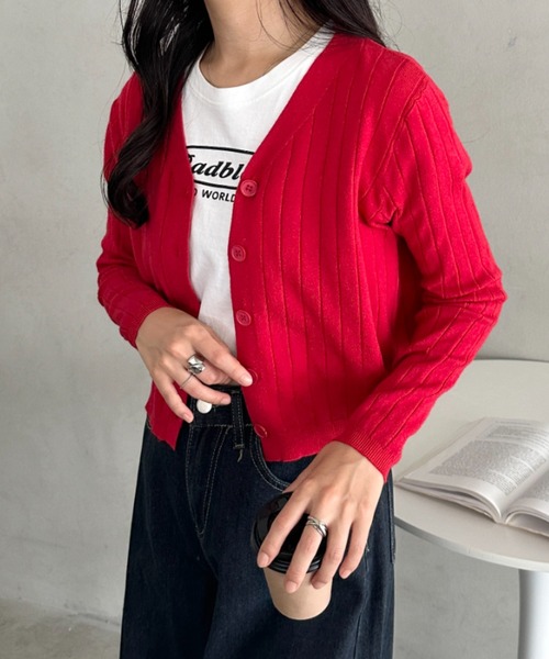CLEA(クレア)の「Vネックリブニットカーディガン(Tシャツ/カットソー・レディース・ベージュ/グレー/レッド/ホワイト/ブラック/アイボリー・FREE)」の8枚目の写真