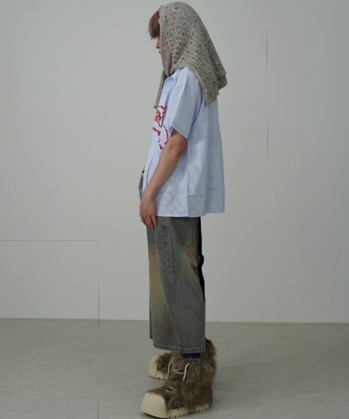 Never mind the XU / Chikashitsu+（ネバーマインド ザ エックスユー / チカシツプラス）の「【Nerd out XU】rabbit stripe short sleeve shirt / 【ナードアウトエックスユー】ラビットプリントストライプボーダー半袖シャツ（シャツ/ブラウス・メンズ・ブルー・L）」の8枚目の写真