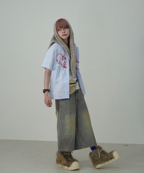 Never mind the XU / Chikashitsu+（ネバーマインド ザ エックスユー / チカシツプラス）の「【Nerd out XU】rabbit stripe short sleeve shirt / 【ナードアウトエックスユー】ラビットプリントストライプボーダー半袖シャツ（シャツ/ブラウス・メンズ・ブルー・L）」の7枚目の写真