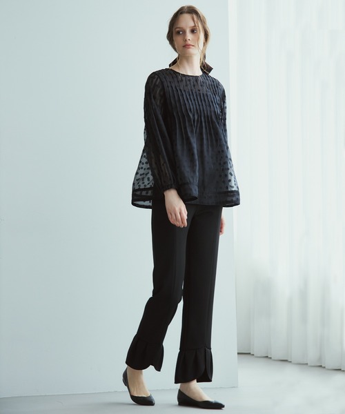 UNIVERVAL MUSE（ユニバーバル ミューズ）の「ノアールドット_ピンタックドットJQブラウス（シャツ/ブラウス・レディース・ブラック/グレイッシュブルー・2）」の3枚目の写真