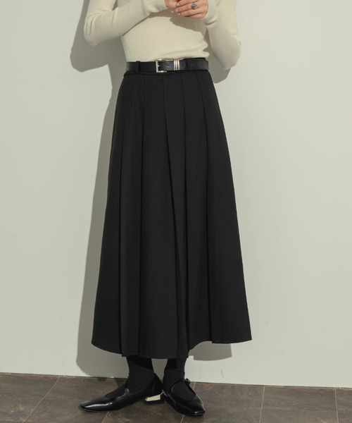 NEUNA(ヌナ)の「【NEUNAロングセラースカート】クラシックプリーツミディスカート(スカート・レディース・ブラック/グレー/ブラウン/ベージュ・FREE/LARGE)」の10枚目の写真