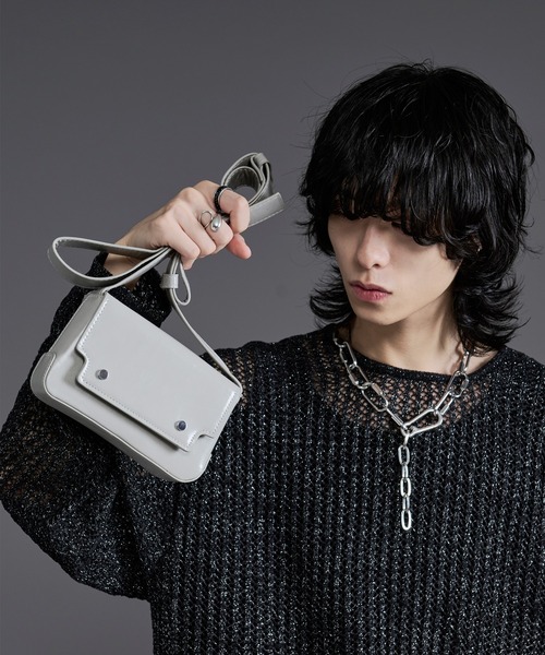 Ellno Loset（エルノロゼット）の「コンパクトショルダーバック（ショルダーバッグ・メンズ・ブラック/ホワイト/グリーン・FREE）」の2枚目の写真