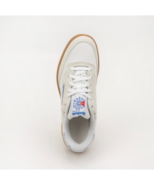 Reebok（リーボック）の「クラブシー 85 / CLUB C 85（スニーカー・メンズ・ホワイト×グレー・27.5cm/27.0cm/26.5cm/26.0cm/25.5cm/25.0cm/24.0cm/24.5cm/23.5cm/29.0cm/28.5cm/28.0cm/23.0cm）」の3枚目の写真