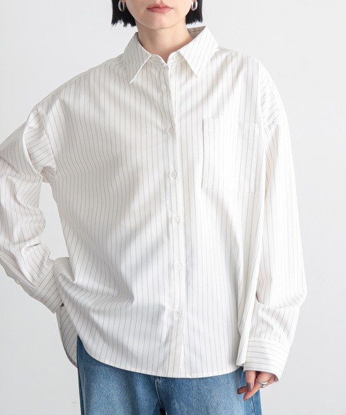 for/c（フォーシー）の「[新色追加]ストレッチオーバーシャツ【サスティナブル】（シャツ/ブラウス・レディース・グレー/ブラック/ネイビー/オフホワイト・M/L）」の2枚目の写真