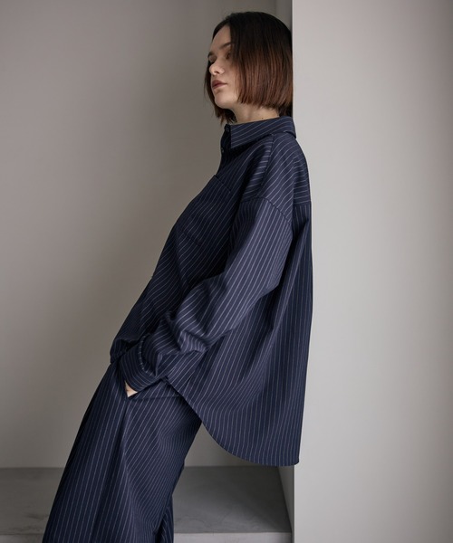 for/c（フォーシー）の「[新色追加]ストレッチオーバーシャツ【サスティナブル】（シャツ/ブラウス・レディース・グレー/ブラック/ネイビー/オフホワイト・M/L）」の20枚目の写真