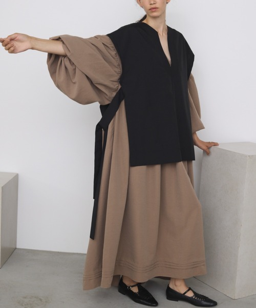 Libra Cue（リブラ キュー）の「サイドベルトオーバージレ（ベスト・レディース・ブラック/ベージュ・FREE）」の6枚目の写真