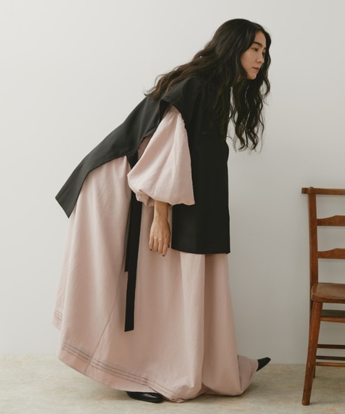 Libra Cue（リブラ キュー）の「サイドベルトオーバージレ（ベスト・レディース・ブラック/ベージュ・FREE）」の21枚目の写真