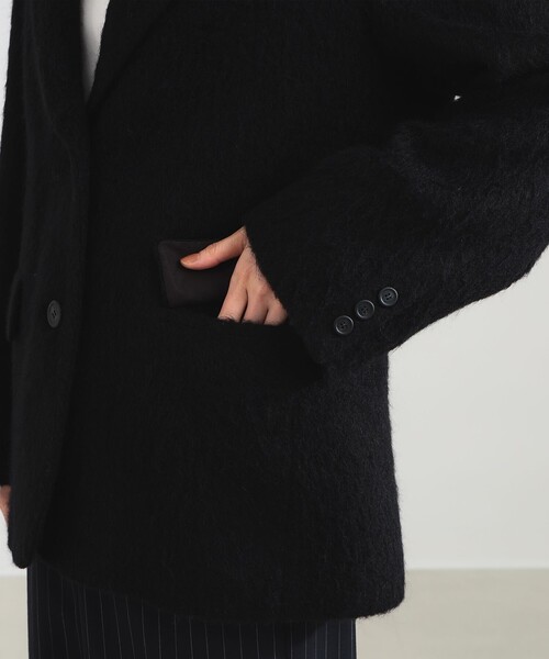 Demi-Luxe BEAMS(デミルクス ビームス)の「【1/15再値下げ】モヘヤループ シャギー ジャケット(テーラードジャケット・レディース・ブラック/オートミール・38/36)」の17枚目の写真