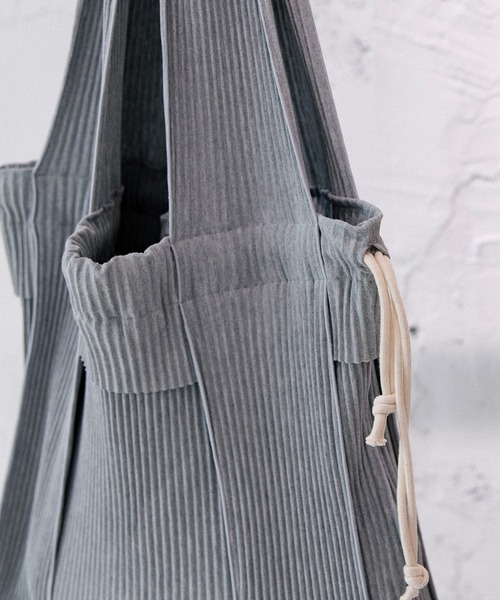 kotohayokozawa（コトハヨコザワ）の「kotohayokozawa CRISP TOTE BAG TDX5A-CP-BG（トートバッグ・レディース・ブラック/グレー・FREE）」の7枚目の写真