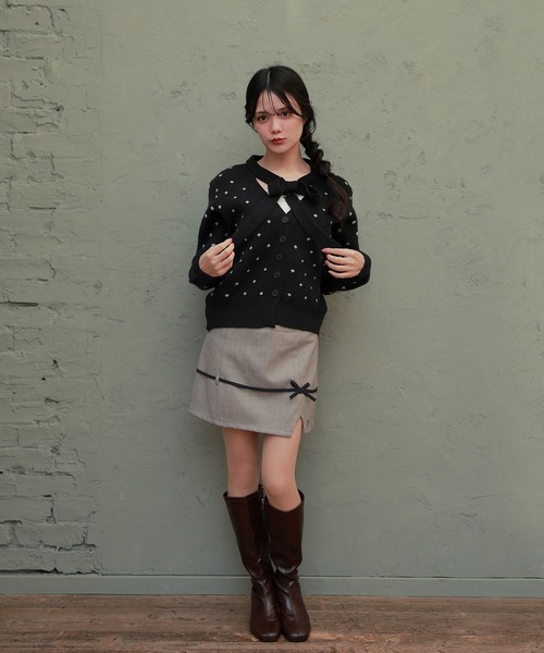 M DOLLY(エムドリー)の「ribbon dot viviana cardigan/リボンドットヴィヴィアナカーディガン(カーディガン/ボレロ・レディース・ブラック/グレー・FREE)」の6枚目の写真