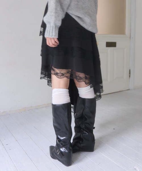 mellowneon(メロウネオン)の「カバー風ギャザーベルトロングブーツ(ブーツ・レディース・ブラック/ブラウン/アイボリー・SMALL/MEDIUM)」の6枚目の写真