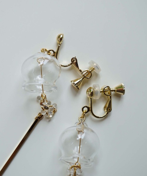 CERCA(チェルカ)の「jolie minette/ふわり風鈴イヤリング/ゴールド 金属アレルギー対応(イヤリング・レディース・クリア・FREE)」の8枚目の写真