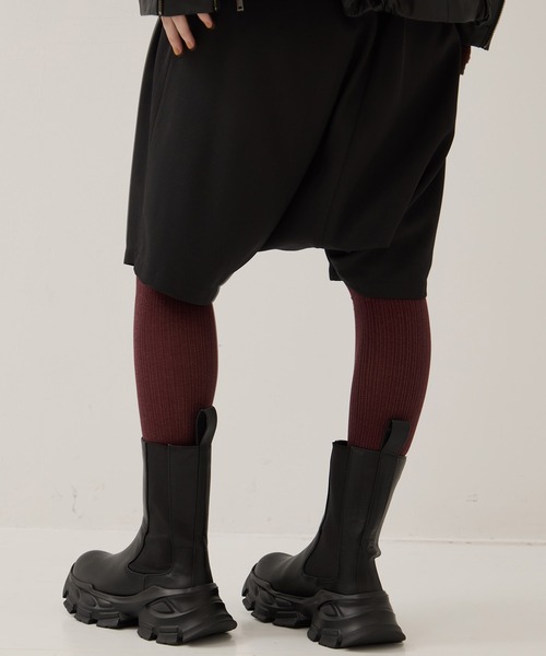 STUDIOUS(ステュディオス)の「【STUDIOUS/ステュディオス】Track Sole Short Boots/トラックソールショートブーツ/サイドゴアブーツ/厚底/軽い/通勤用(ブーツ・レディース・ブラック・1/2)」の12枚目の写真