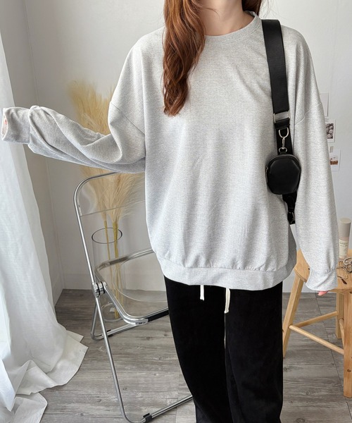 Amulet(アミュレット)の「ラフに着こなす大人のリラックス◎ ワッフル風長袖プルオーバー(Tシャツ/カットソー・レディース・ホワイト/ブラック/グレー・L/XL/M/S)」の19枚目の写真