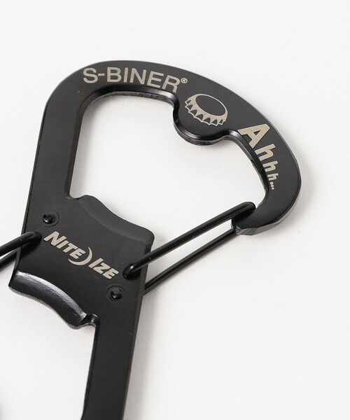 bpr BEAMS（ビーピーアール ビームス ）の「NITE IZE / エスビナー ボトルオープナー（キーホルダー・レディース・シルバー/ブラック・ONE SIZE）」の16枚目の写真