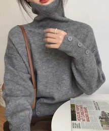 タートルボタンニット