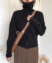 タートルボタンニット