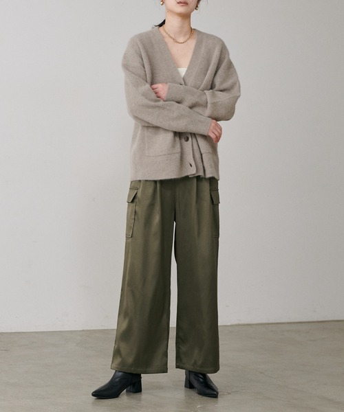 LARUTA(ラルータ)の「【LARUTA】裏微起毛サテンカーゴパンツ(カーゴパンツ・レディース・ダークブラウン/カーキ/グレイッシュベージュ・FREE)」の17枚目の写真