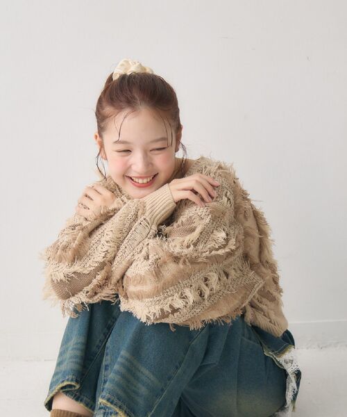 RETRO GIRL（レトロガール）の「フリンジNTPO（ニット/セーター・レディース・チャコールグレー/ブラウン/ライトグレー・FREE）」の11枚目の写真