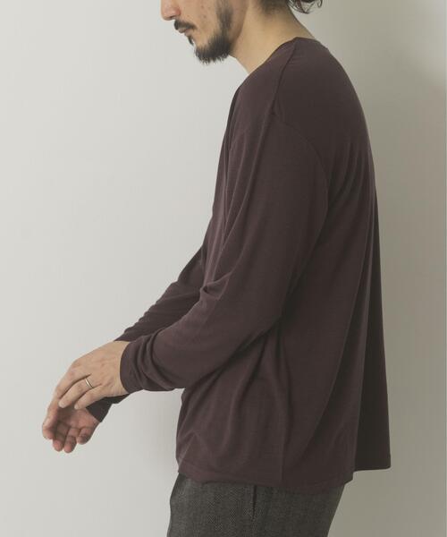 ITEMS URBANRESEARCH(アイテムズ アーバンリサーチ)の「Wool Blend Cut and Sewn(Tシャツ/カットソー・メンズ・ブラウン/ブラック/ダークグレー・MEDIUM/LARGE)」の1枚目の写真