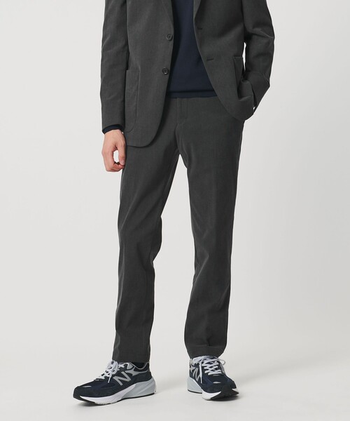 UNITED ARROWS（ユナイテッドアローズ）の「ライト コーデュロイ ノープリーツパンツ UA COZY ウォッシャブル ヨコストレッチ（セットアップ・メンズ・オリーブ/ネイビー/ダークグレー・XL/XXL/S/L/M）」の2枚目の写真