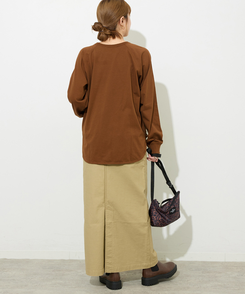 JOURNAL STANDARD relume（ジャーナルスタンダード　レリューム）の「《追加》ラグランスリーブカレッジロングスリーブTEE（Tシャツ/カットソー・レディース・ボルドー/チョコ/ホワイト×ホワイト/ブラックミックス・FREE）」の7枚目の写真