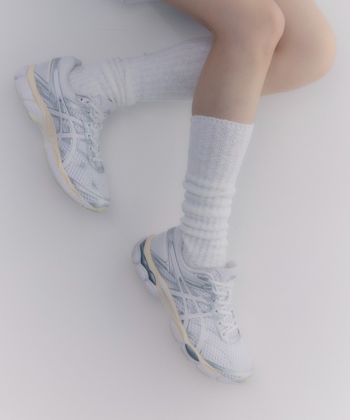ASICS(アシックス)の「GEL-CUMULUS 16 1203A733.102(スニーカー・メンズ・ホワイト・26.0cm/25.5cm/25.0cm/24.5cm/24.0cm/23.5cm/23.0cm/22.5cm/29.0cm/28.5cm/28.0cm/27.5cm/27.0cm/26.5cm)」の6枚目の写真