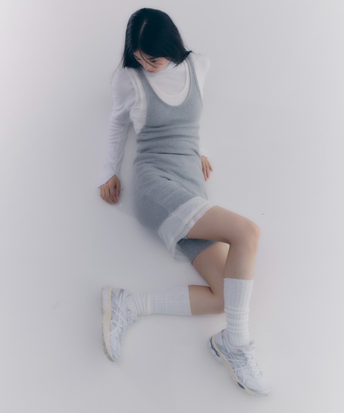 ASICS(アシックス)の「GEL-CUMULUS 16 1203A733.102(スニーカー・メンズ・ホワイト・26.0cm/25.5cm/25.0cm/24.5cm/24.0cm/23.5cm/23.0cm/22.5cm/29.0cm/28.5cm/28.0cm/27.5cm/27.0cm/26.5cm)」の5枚目の写真