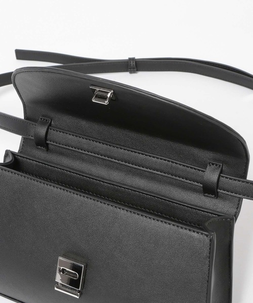 HARE（ハレ）の「ミニマルフラップハンドル(HARE)（ショルダーバッグ・メンズ・ブラック/ブラック系その他・FREE）」の18枚目の写真