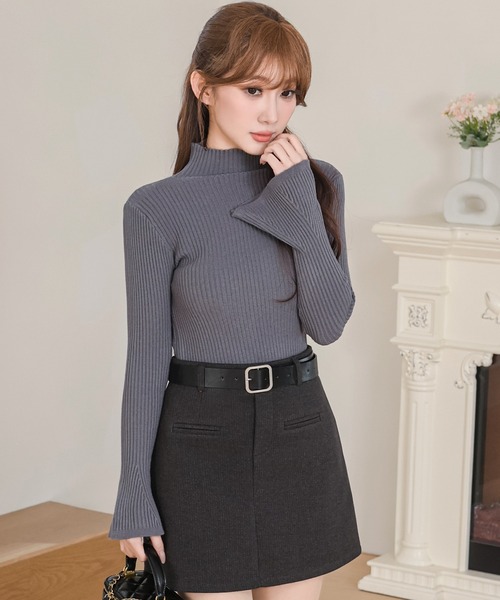 Anely（アネリー）の「オフネック パワーショルダー フレア袖 リブ ニット トップス（ニット/セーター・レディース・グレー/ピンク/ホワイト/ブラック・FREE）」の7枚目の写真