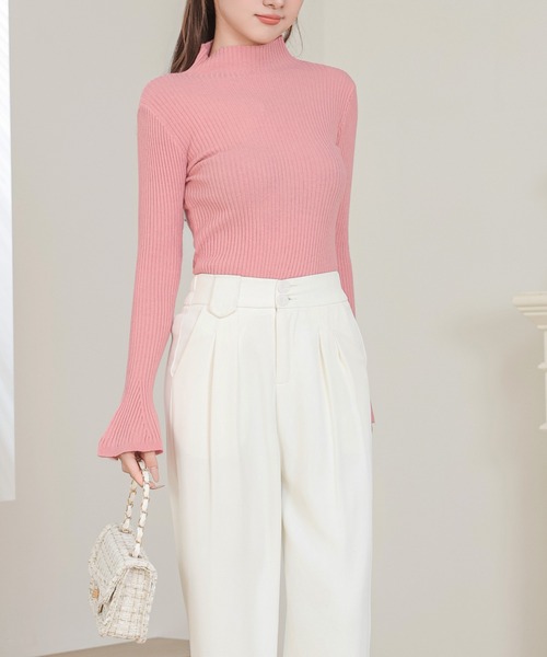 Anely（アネリー）の「オフネック パワーショルダー フレア袖 リブ ニット トップス（ニット/セーター・レディース・グレー/ピンク/ホワイト/ブラック・FREE）」の12枚目の写真