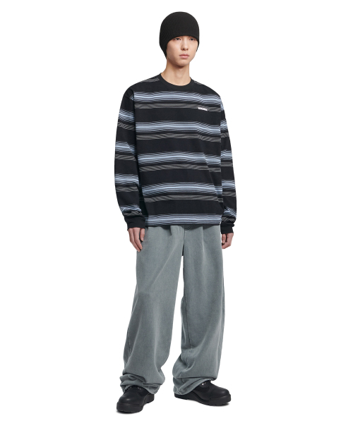 NOMANUAL(NOMANUAL)の「TWO-TUCK BELTED SWEATPANTS - WASHED GRAY(スウェットパンツ・レディース・その他・MEDIUM/LARGE/X-LARGE/SMALL)」の3枚目の写真