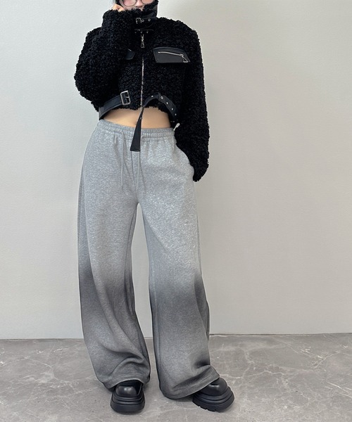 FOLLOWIN(フォロウィン)の「【 2color 】ボア×レザーベルトショートジャケット(その他アウター・レディース・ブラック/ブラウン・FREE)」の5枚目の写真