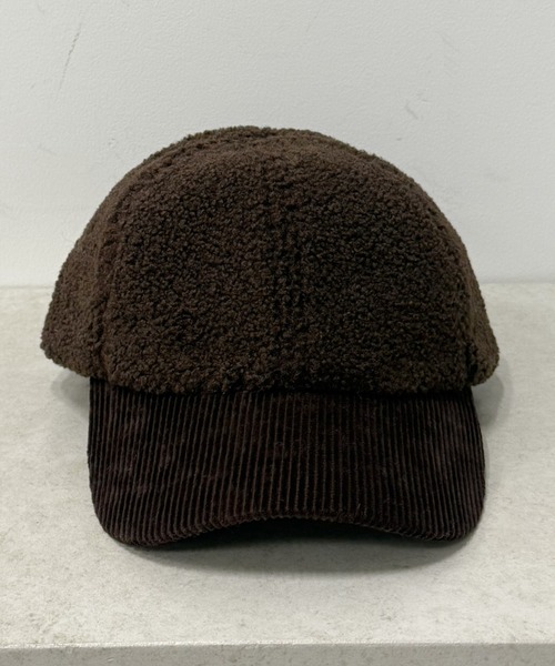 TITTY&CO.(ティティーアンドコー)の「ボアコーデュロイキャップ(キャップ・レディース・ブラック/アイボリー/ブラウン・FREE)」の8枚目の写真