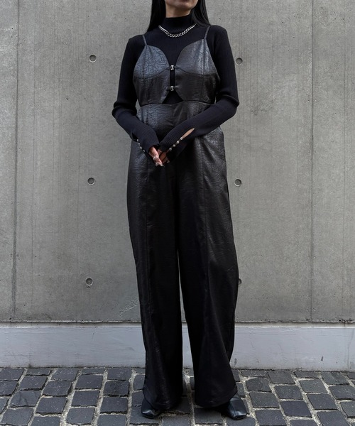 &g'aime（アンジェム）の「【&ｇ'aime 】 レザーライクオールインワン　Leather Like All In One（サロペット/オーバーオール・レディース・ブラック/ホワイト系その他・FREE）」の14枚目の写真