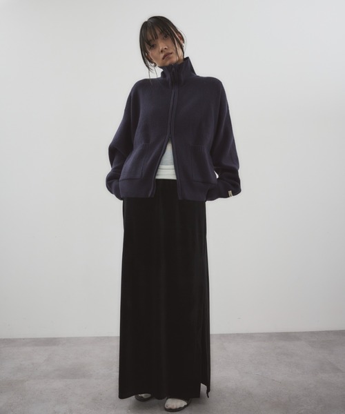 HANNE(アン)の「サイドベンツベロアロングスカート(スカート・レディース・クリーム/ブラック・S/M)」の11枚目の写真